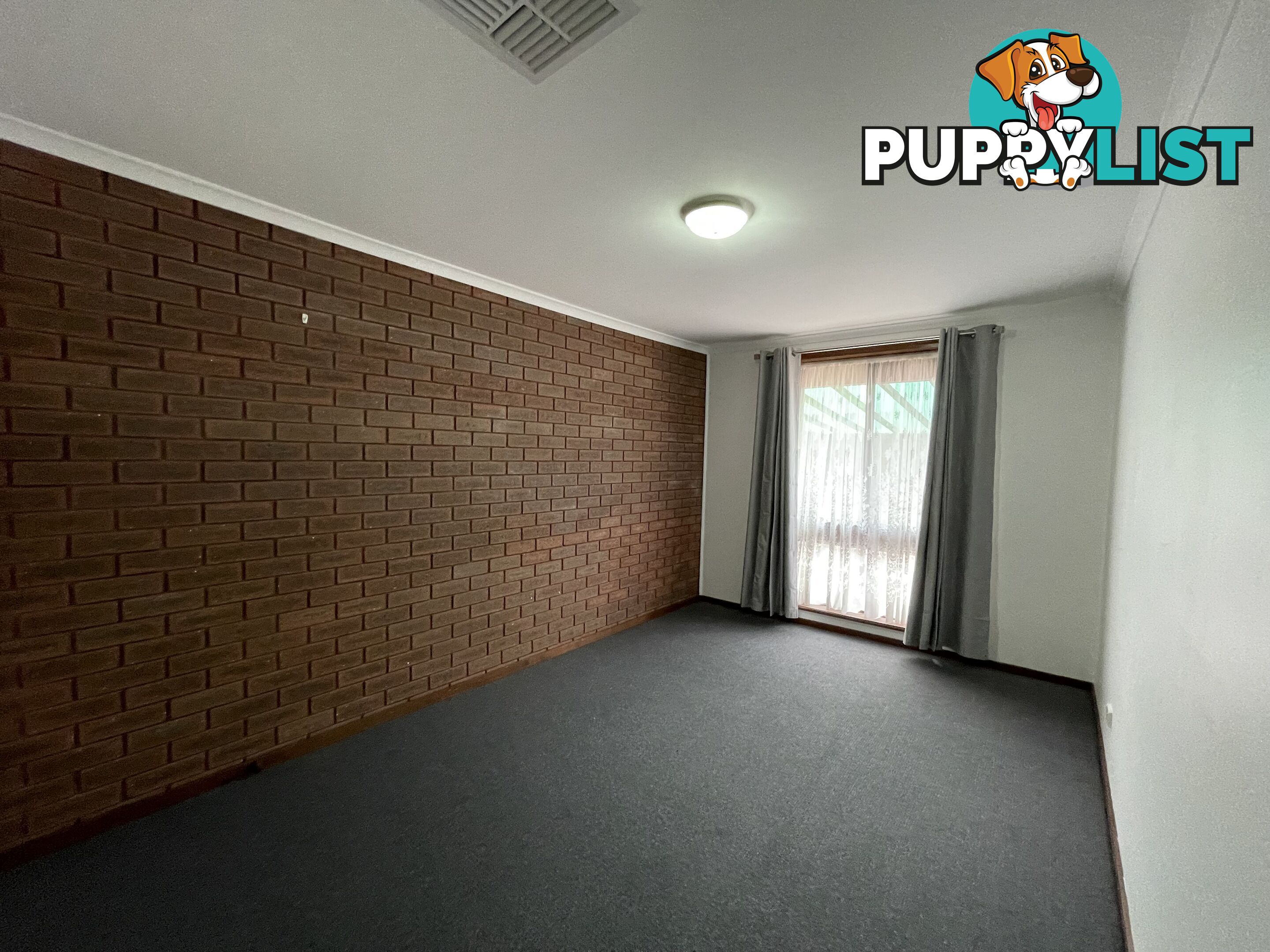 1 411E Ross Circuit LAVINGTON NSW 2641