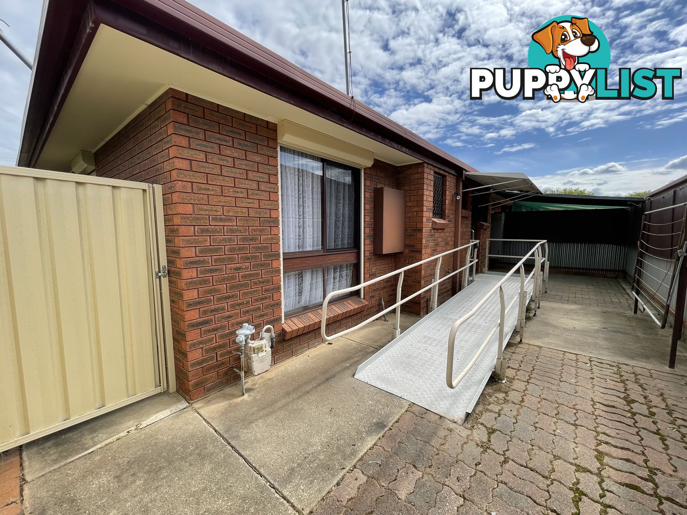 1 411E Ross Circuit LAVINGTON NSW 2641