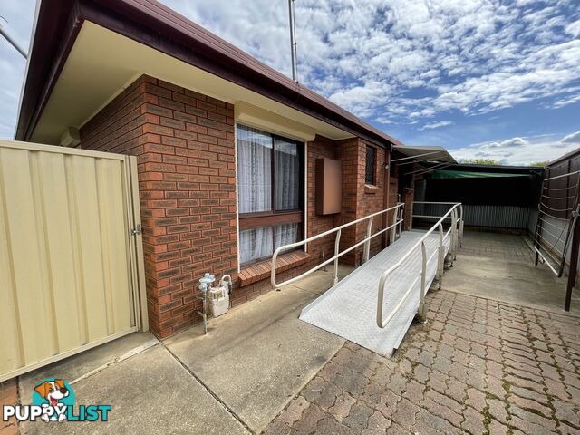 1 411E Ross Circuit LAVINGTON NSW 2641