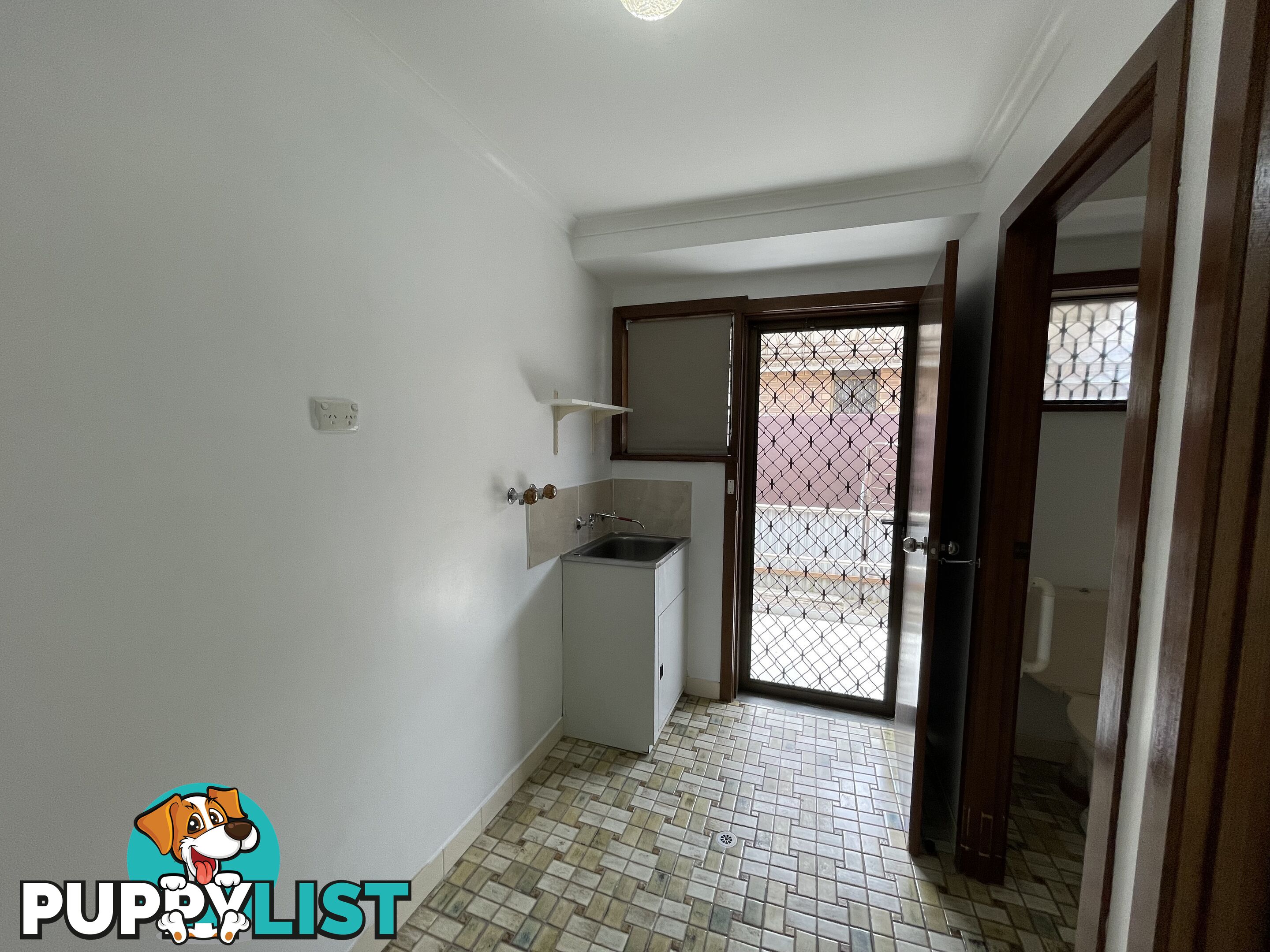 1 411E Ross Circuit LAVINGTON NSW 2641