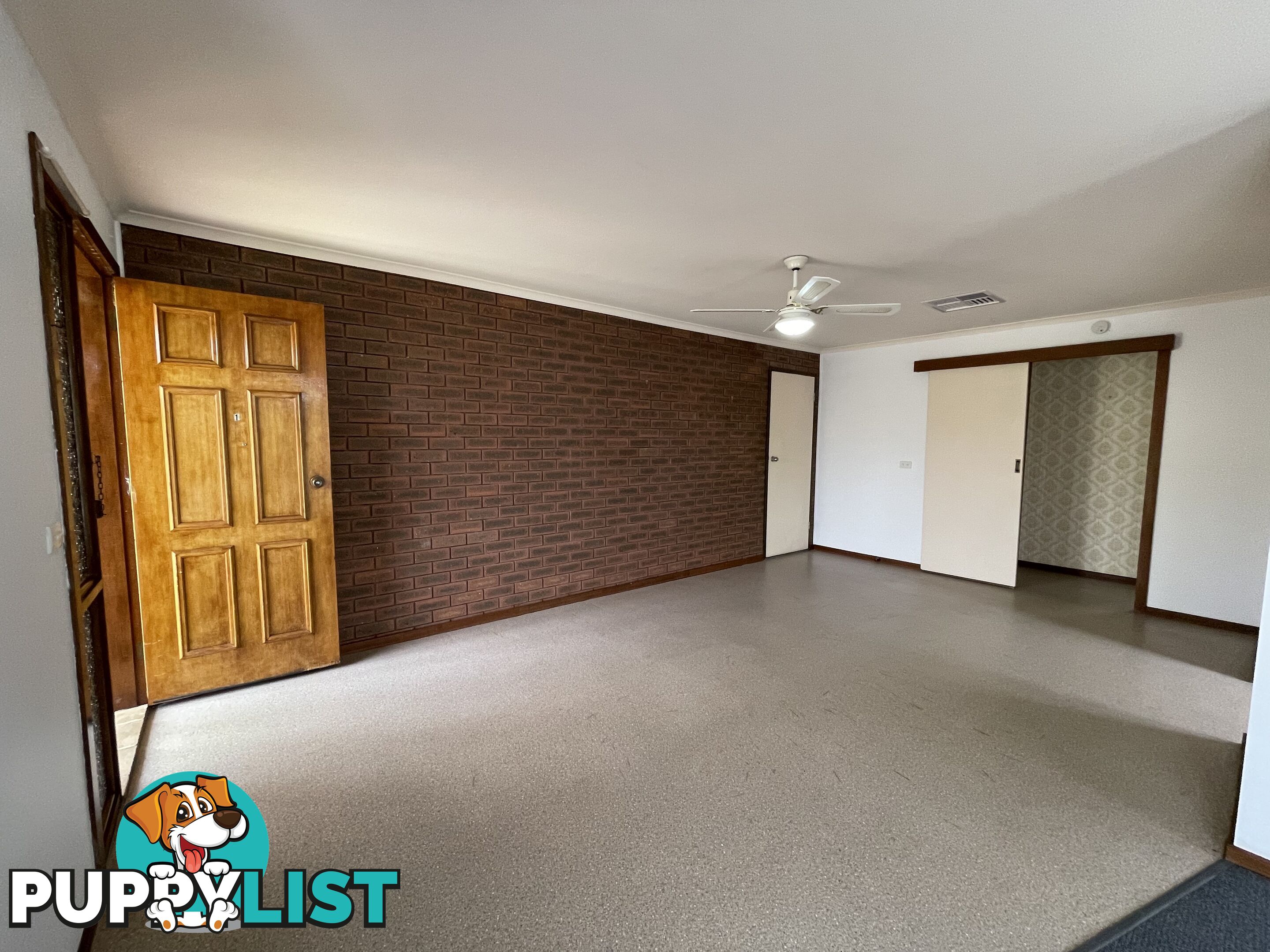 1 411E Ross Circuit LAVINGTON NSW 2641