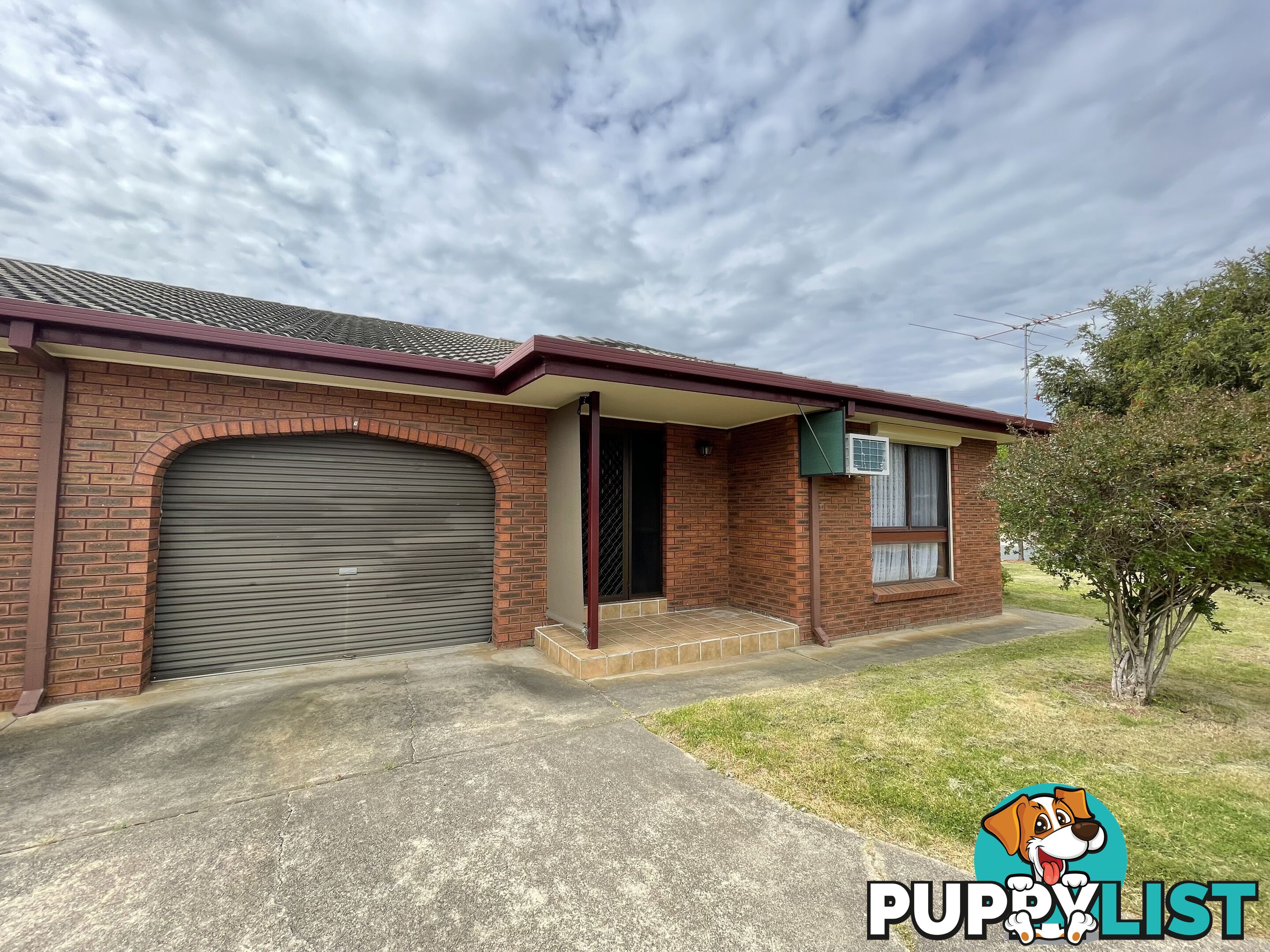 1 411E Ross Circuit LAVINGTON NSW 2641