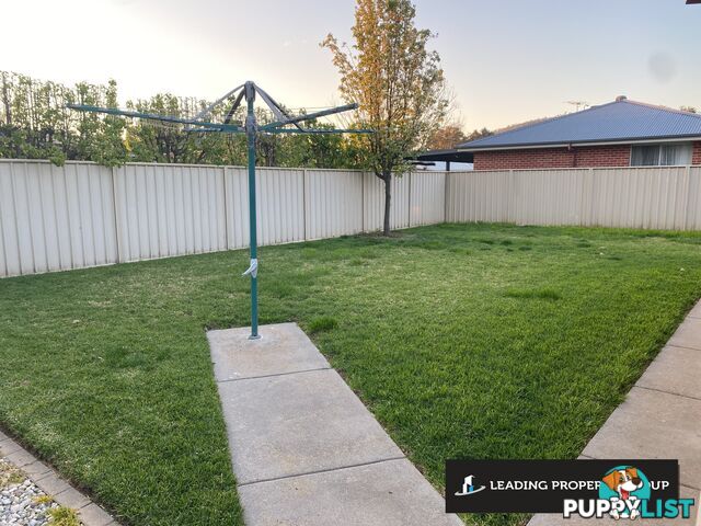 82 Cornwall Avenue LAVINGTON NSW 2641