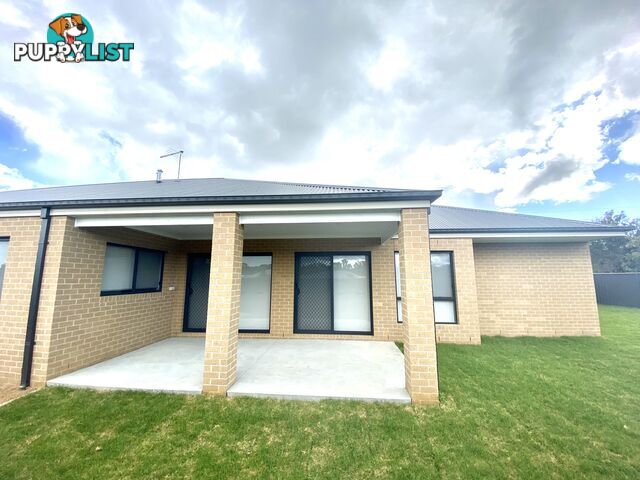 8 Stassen Court THURGOONA NSW 2640