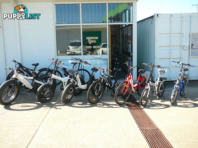 BRAND NEW ELECTRIC PUSH BUTTON START MOUNTAIN BIKE.