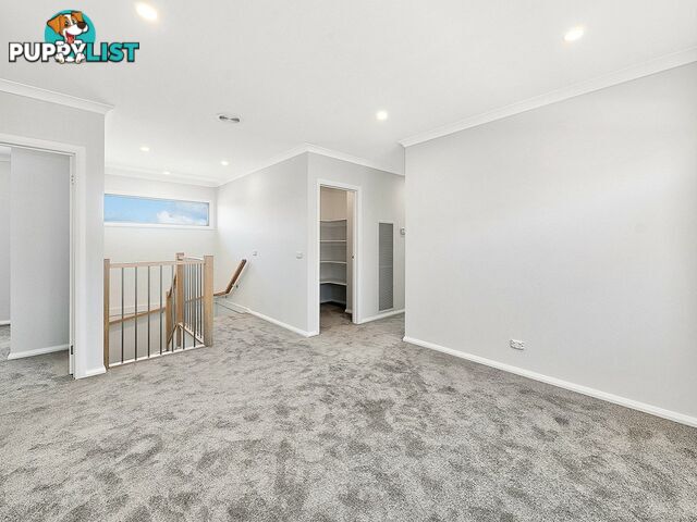 8 Owlcat Avenue CLYDE NORTH VIC 3978