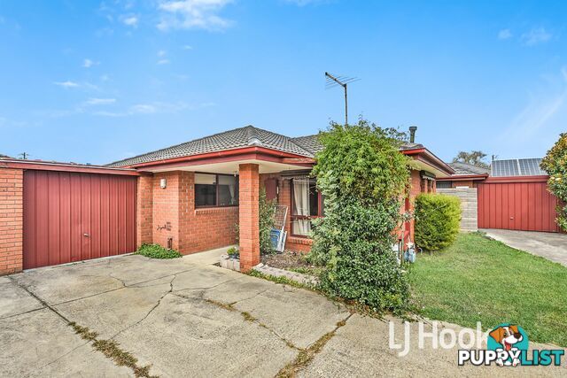 2/24 Alexander Street CRANBOURNE VIC 3977