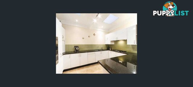 18 McLean Avenue Bentleigh VIC 3204