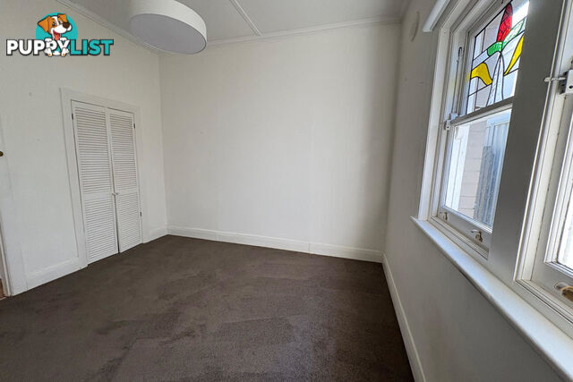 18 McLean Avenue Bentleigh VIC 3204