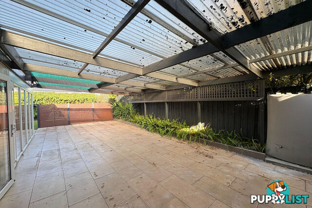 18 McLean Avenue Bentleigh VIC 3204