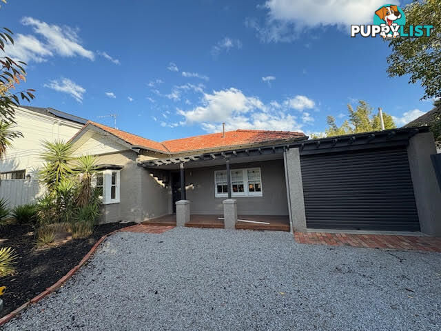 18 McLean Avenue Bentleigh VIC 3204