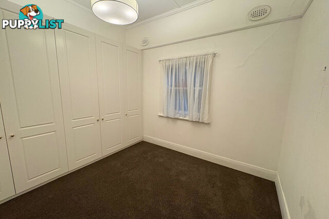 18 McLean Avenue Bentleigh VIC 3204
