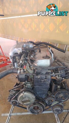 RB30 complete with 5 speed gearbox complete