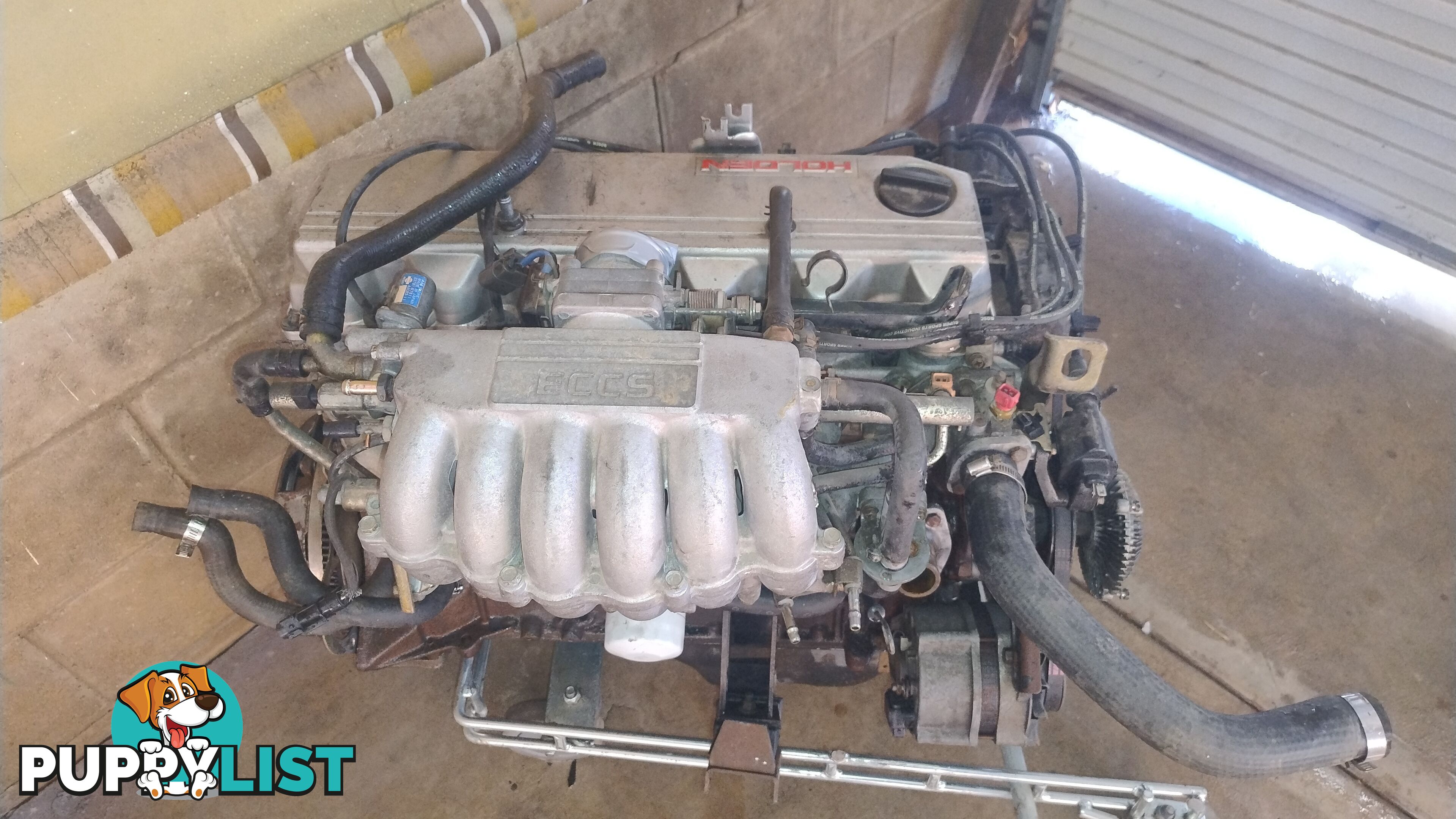 RB30 complete with 5 speed gearbox complete