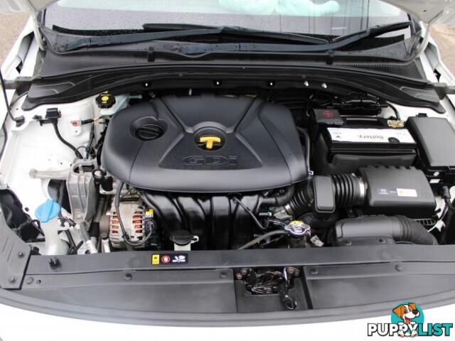 2017 HYUNDAI I30 ACTIVE PD  HATCH