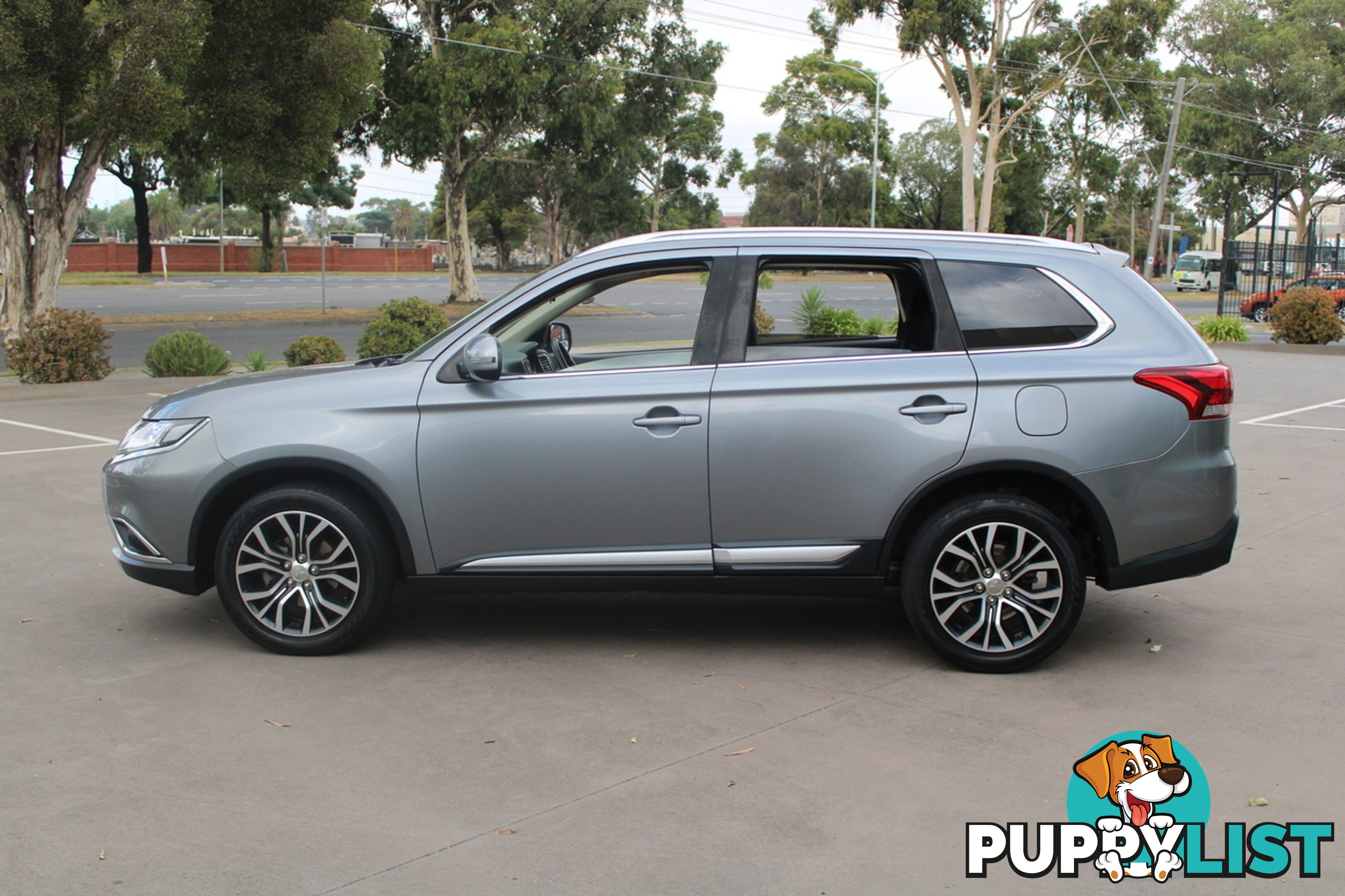 2016 MITSUBISHI OUTLANDER ZK  WAGON