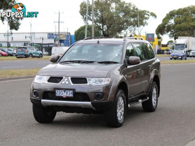 2013 MITSUBISHI CHALLENGER LS (5 SEAT) (4X4) PB MY13  WAGON