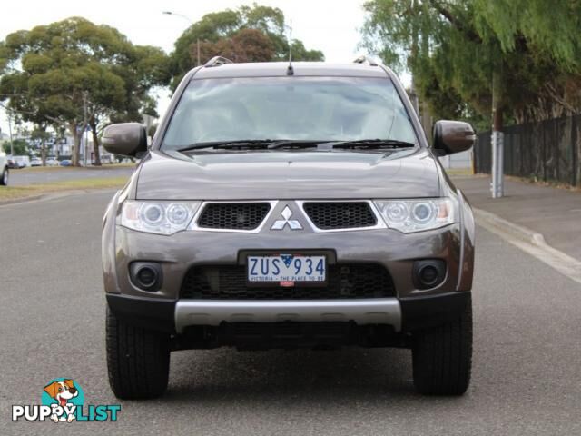 2013 MITSUBISHI CHALLENGER LS (5 SEAT) (4X4) PB MY13  WAGON