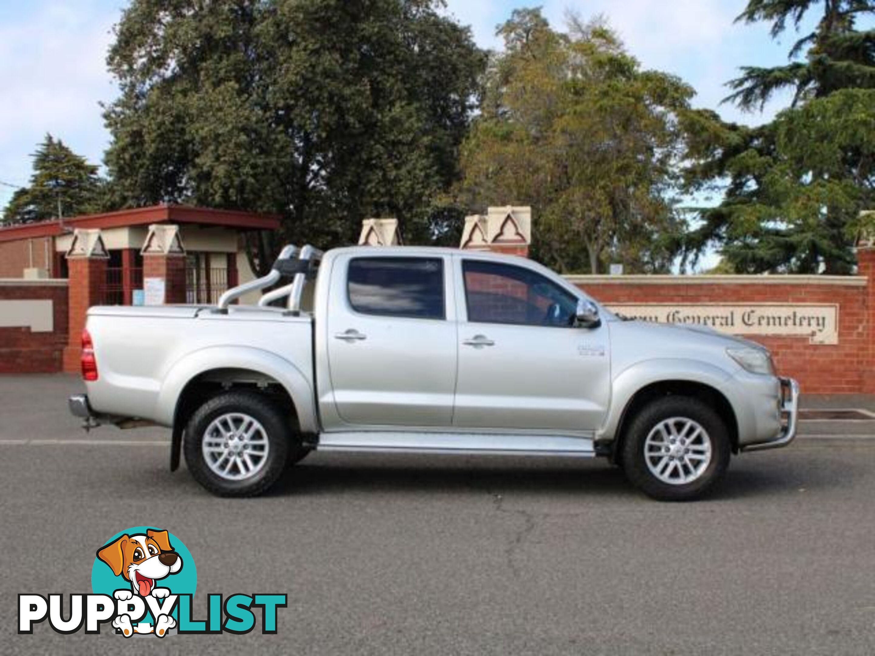 2014 TOYOTA HILUX SR5 (4X4) KUN26R MY14  DUAL CAB