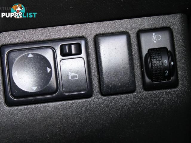 2012 NISSAN NAVARA ST (4X2) D40 MY12  DUAL CAB