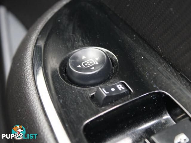 2014 HOLDEN COMMODORE SV6 STORM VF  SEDAN