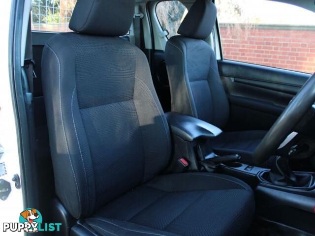 2018 TOYOTA HILUX SR (4X4) GUN126R MY17  CAB CHASSIS