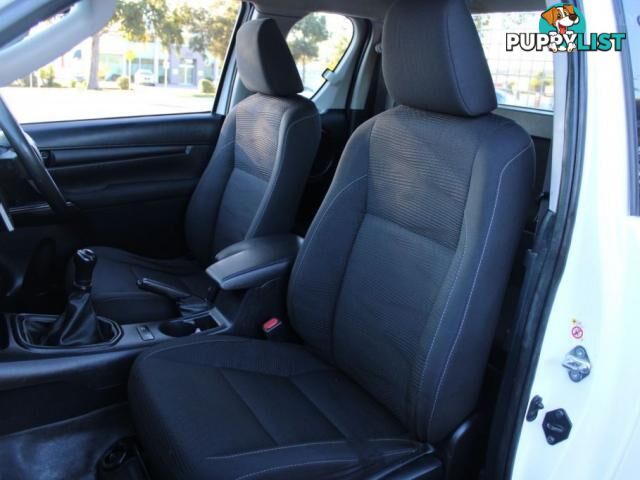 2018 TOYOTA HILUX SR (4X4) GUN126R MY17  CAB CHASSIS
