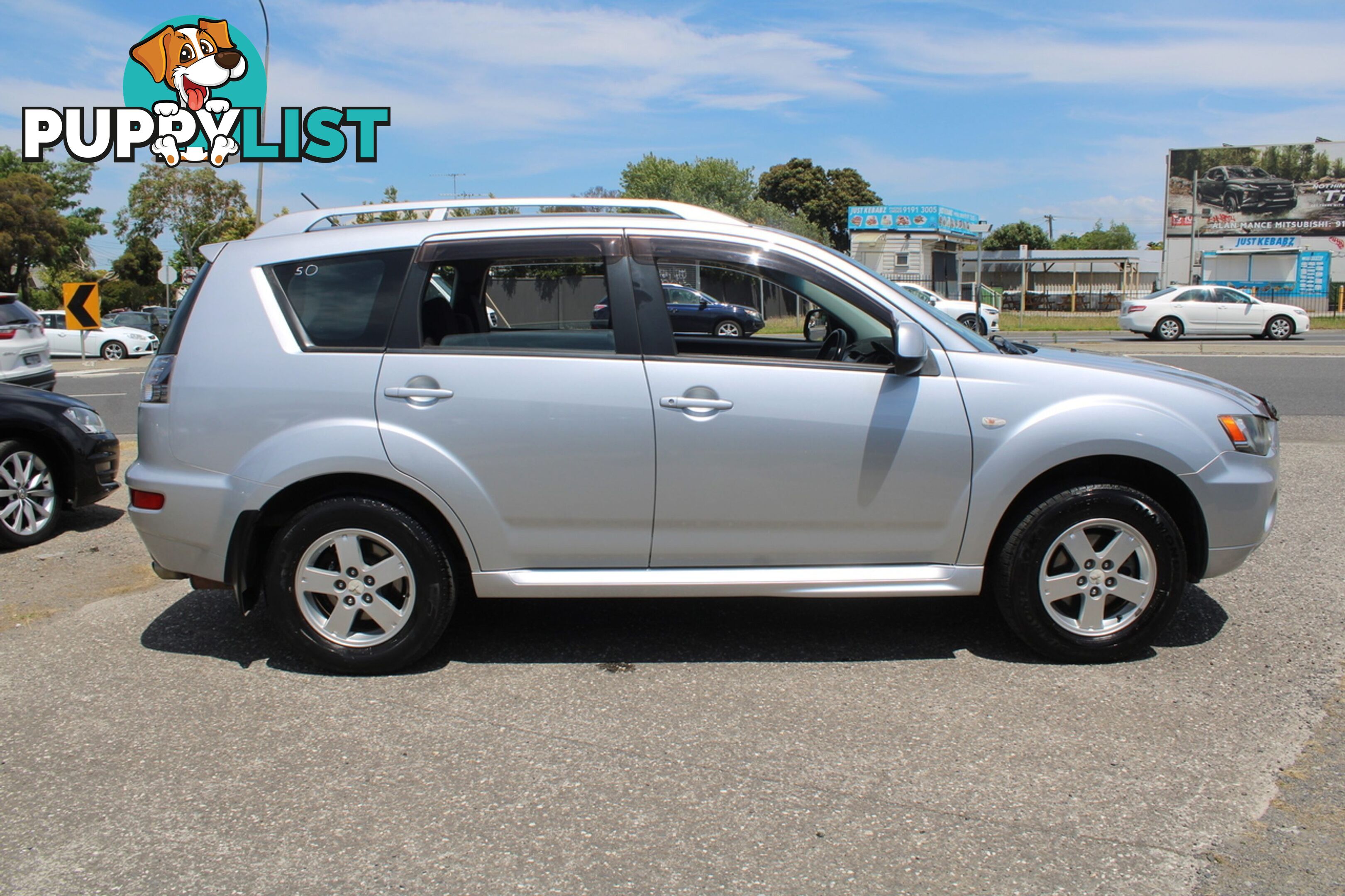 2011 MITSUBISHI OUTLANDER ZH  WAGON