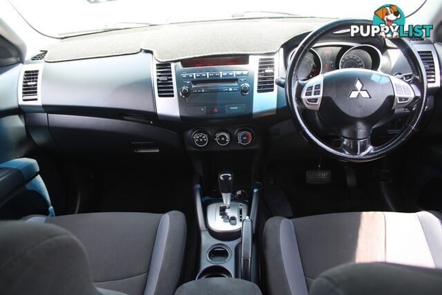 2011 MITSUBISHI OUTLANDER ZH  WAGON