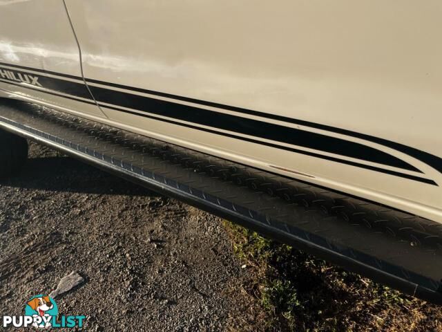 2012 TOYOTA HILUX SR5 (4X4) KUN26R MY12  DUAL CAB