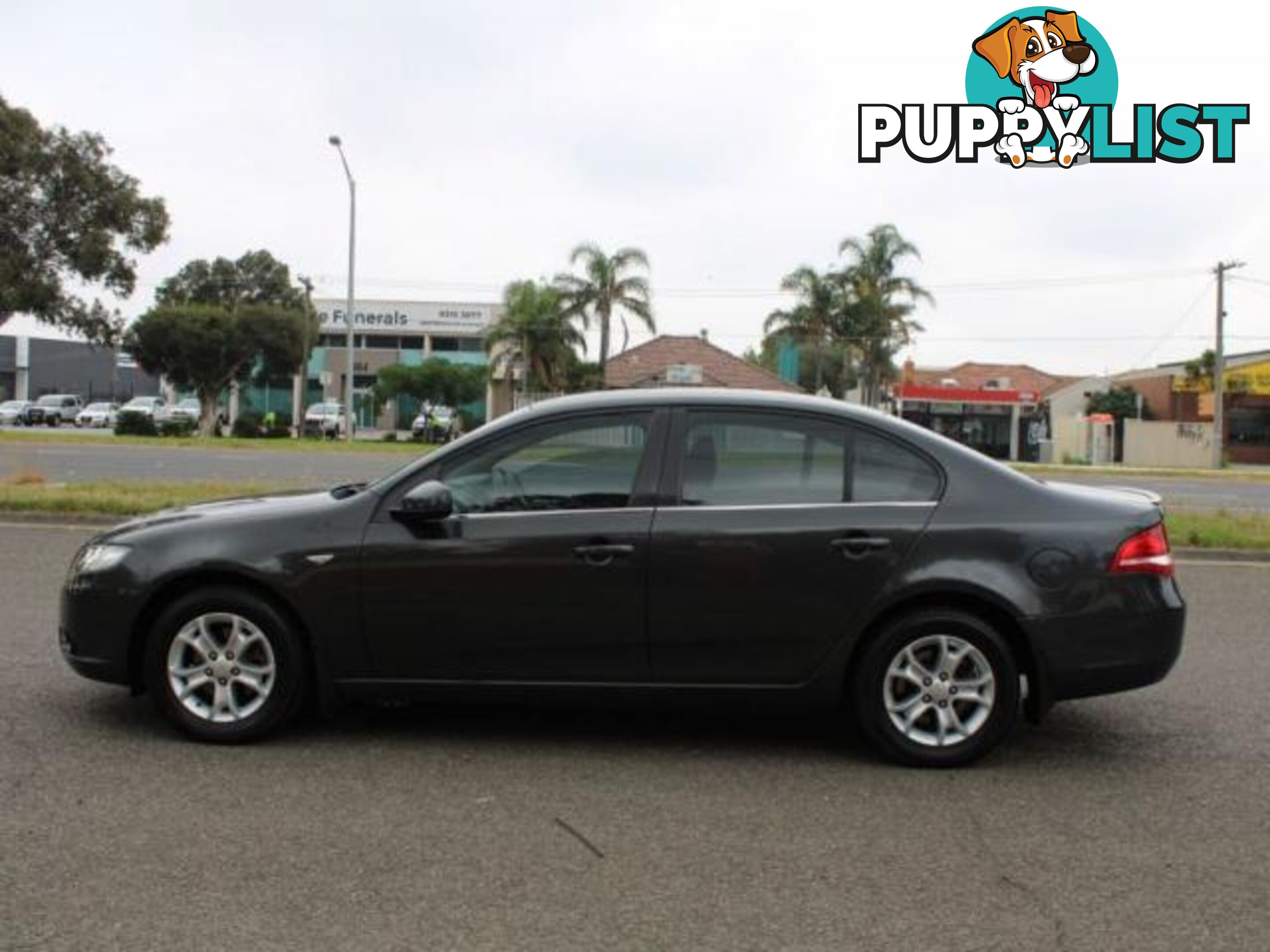 2009 FORD FALCON XT FG  SEDAN
