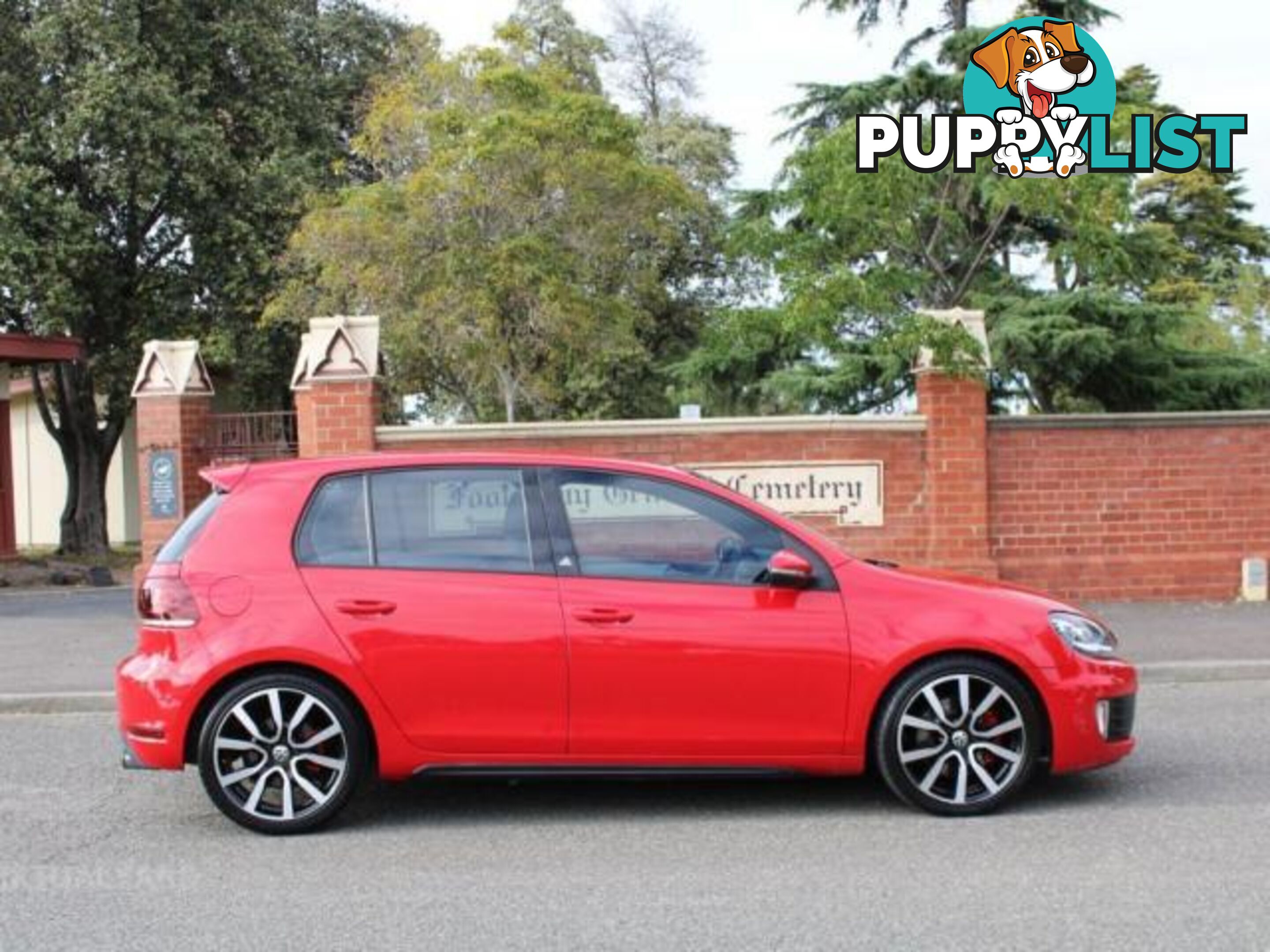 2011 VOLKSWAGEN GOLF GTI 1K MY11  HATCH