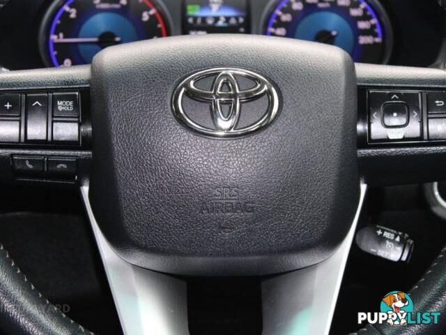 2015 TOYOTA HILUX SR5 (4X4) GUN126R  DUAL CAB