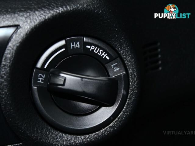 2015 TOYOTA HILUX SR5 (4X4) GUN126R  DUAL CAB