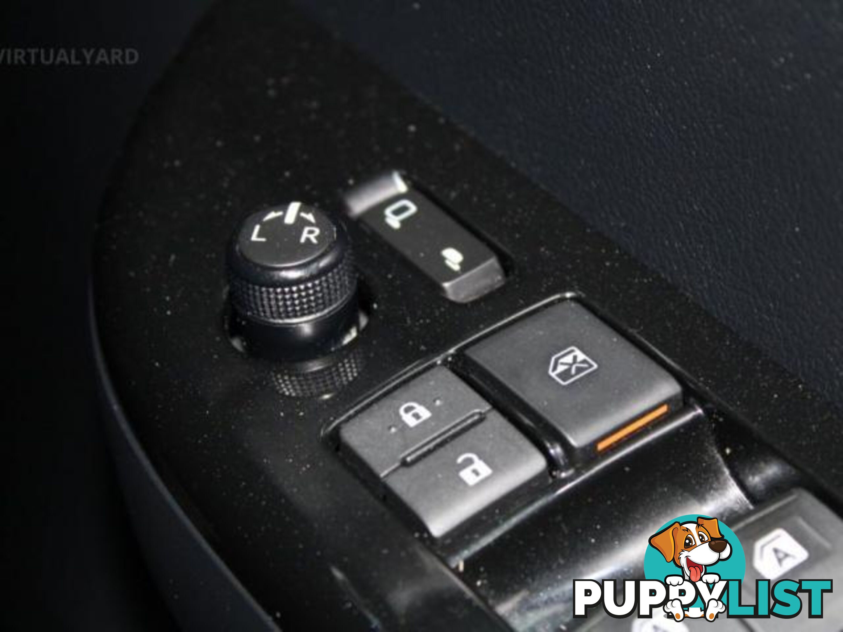 2015 TOYOTA HILUX SR5 (4X4) GUN126R  DUAL CAB