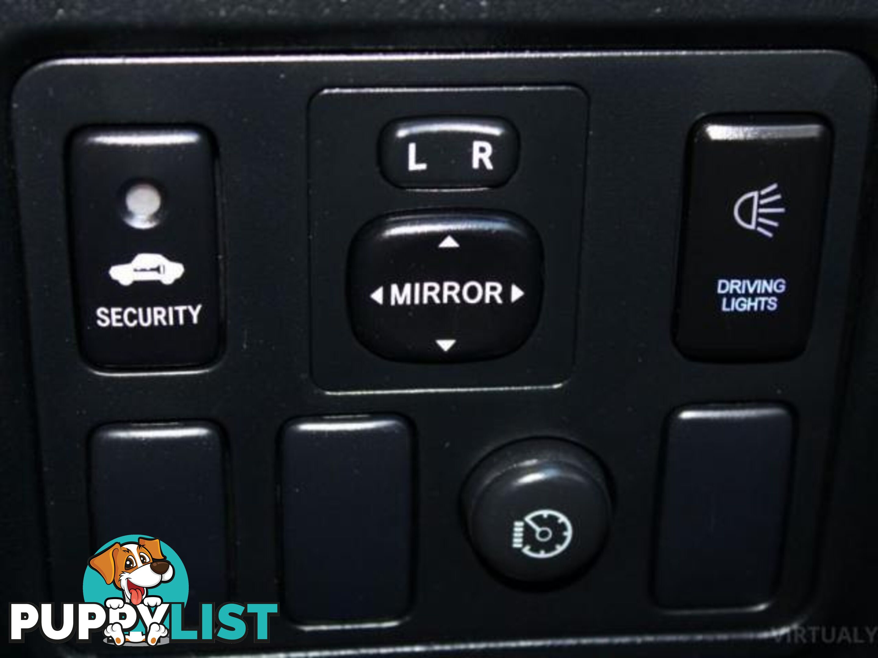 2015 TOYOTA HILUX SR (4X4) KUN26R MY14  DUAL CAB