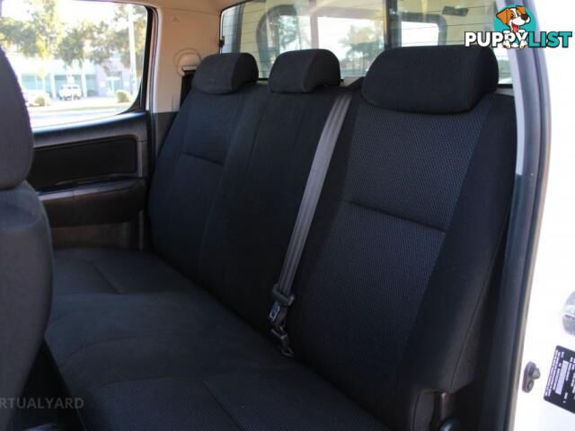 2015 TOYOTA HILUX SR (4X4) KUN26R MY14  DUAL CAB