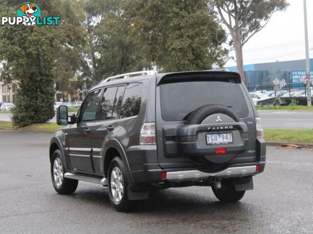 2011 MITSUBISHI PAJERO GLX   PLATINUM  (4X4) NT MY11  WAGON