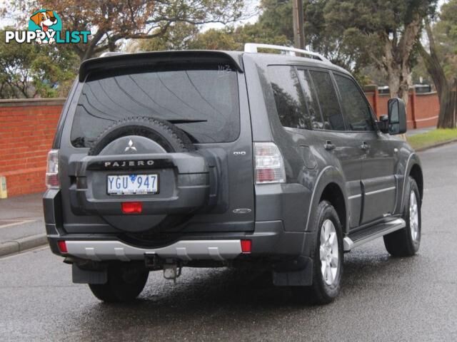 2011 MITSUBISHI PAJERO GLX   PLATINUM  (4X4) NT MY11  WAGON