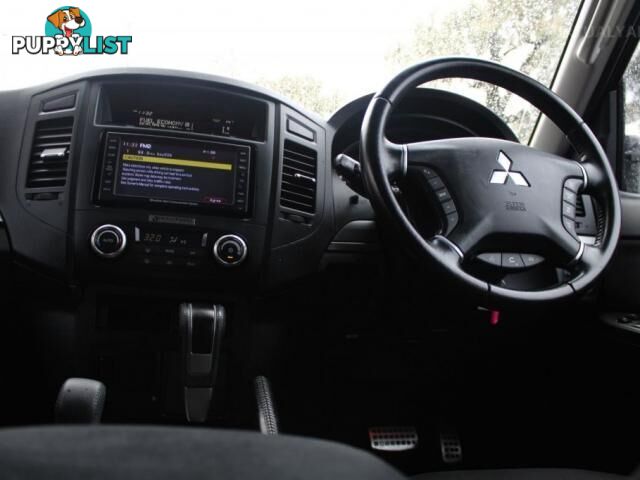 2011 MITSUBISHI PAJERO GLX   PLATINUM  (4X4) NT MY11  WAGON