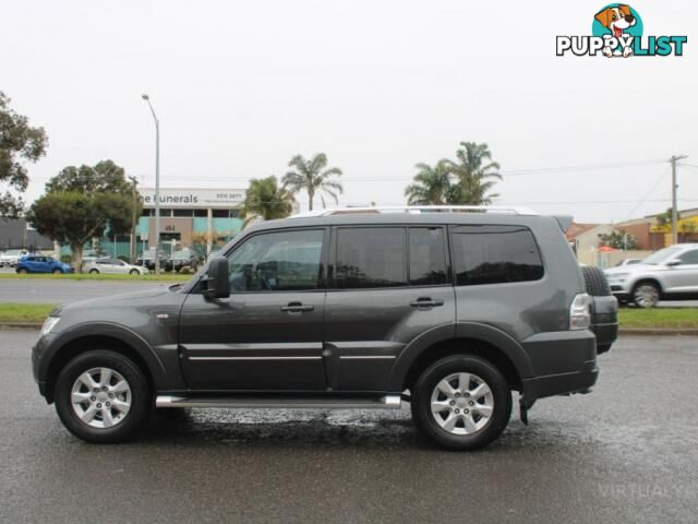 2011 MITSUBISHI PAJERO GLX   PLATINUM  (4X4) NT MY11  WAGON