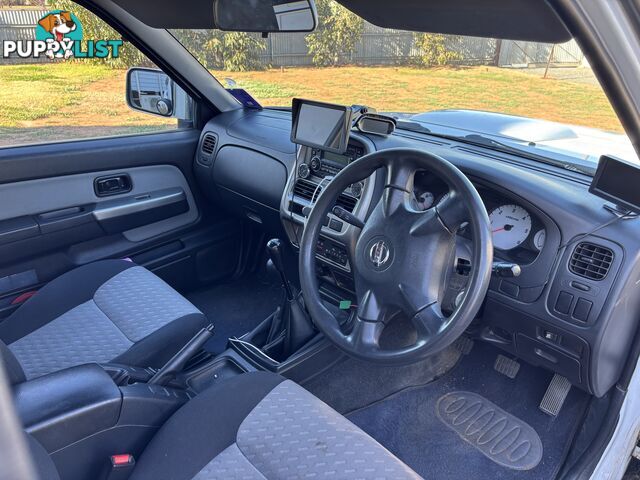 2012 Nissan Navara ST-R 2.5 CR ST-R 2.5 CR Ute Manual