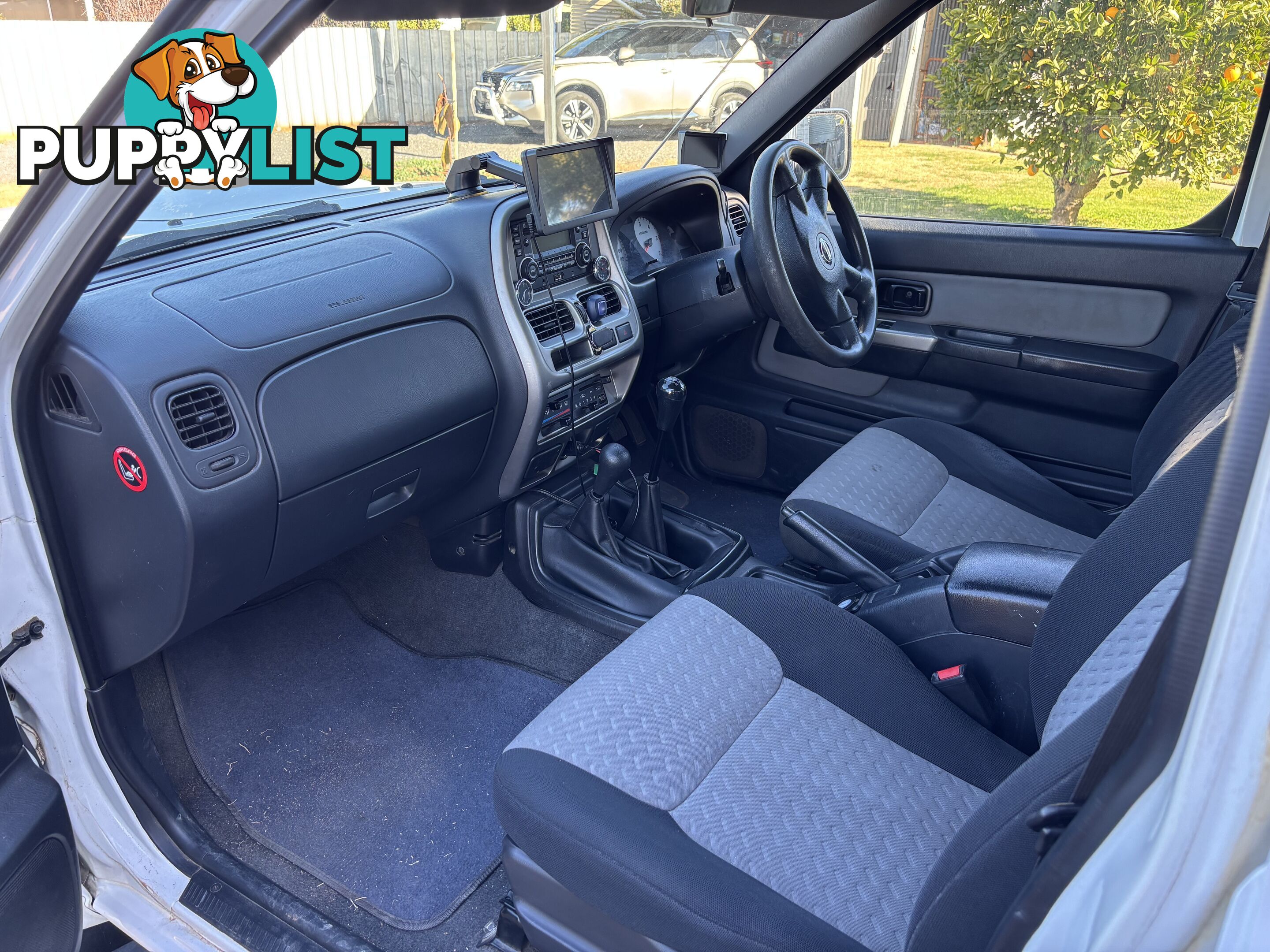 2012 Nissan Navara ST-R 2.5 CR ST-R 2.5 CR Ute Manual