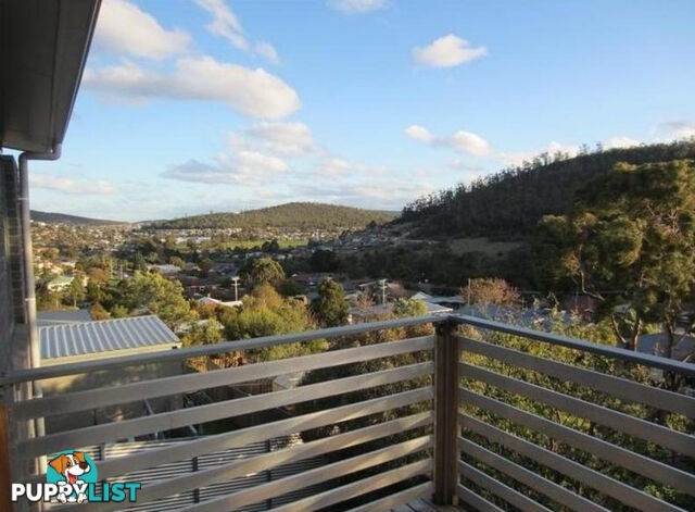 1/21 Bellemont Court GEILSTON BAY TAS 7015