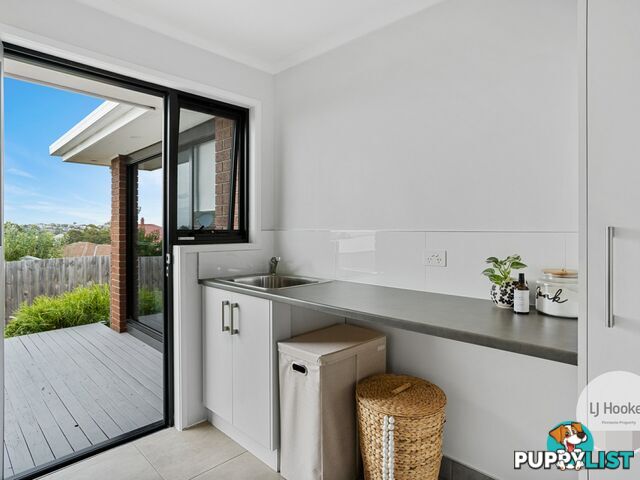 3 Chateau Place BLACKMANS BAY TAS 7052