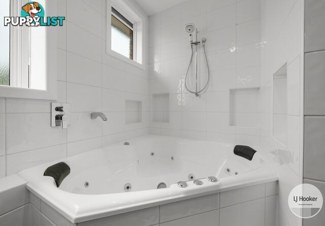 17 Leighland Road CLAREMONT TAS 7011