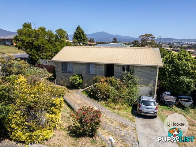 5 Clayton Drive HERDSMANS COVE TAS 7030