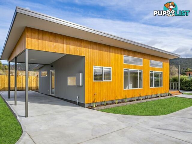 1/17a Frost Street SNUG TAS 7054