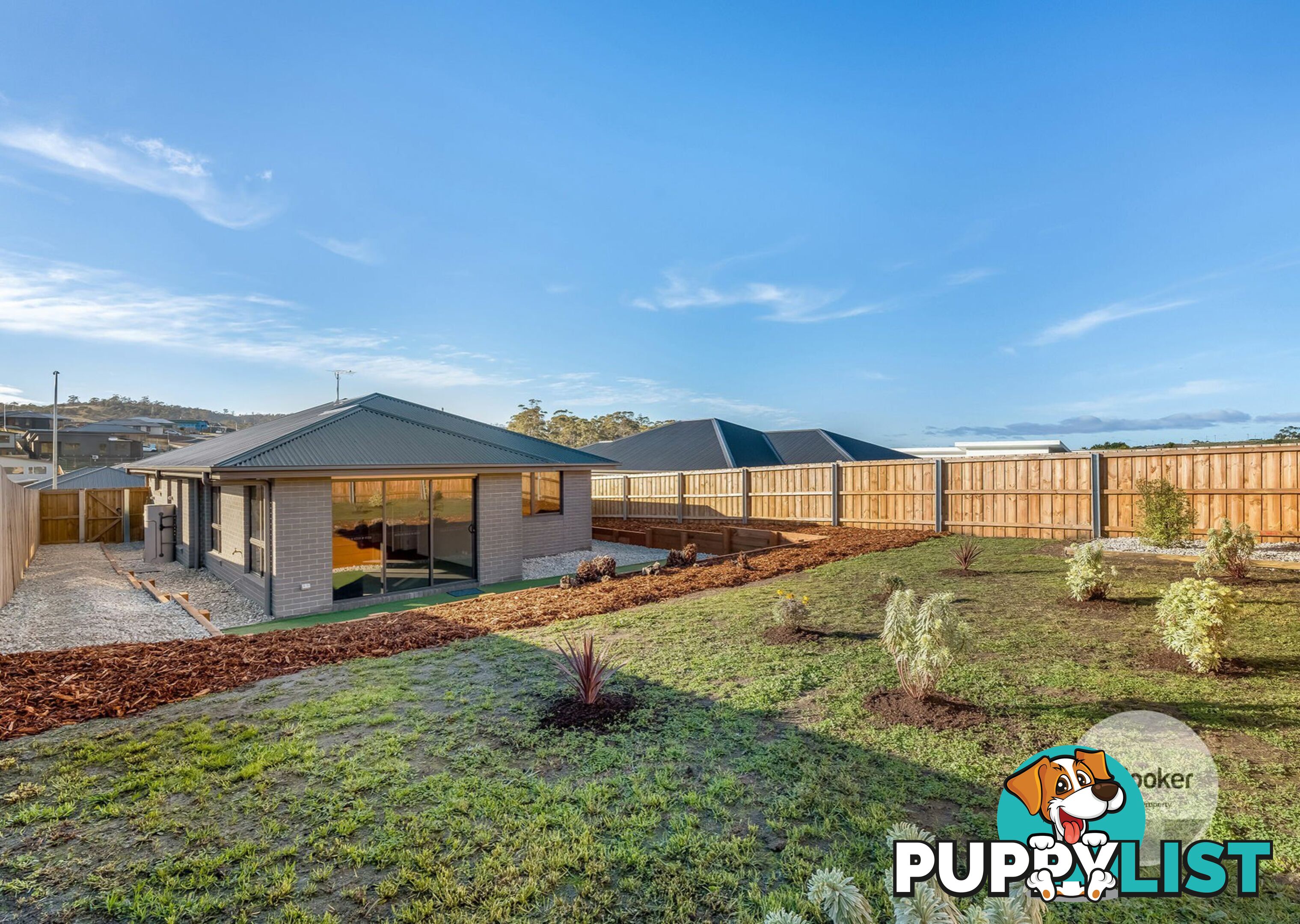 11 Hallett Drive ROKEBY TAS 7019