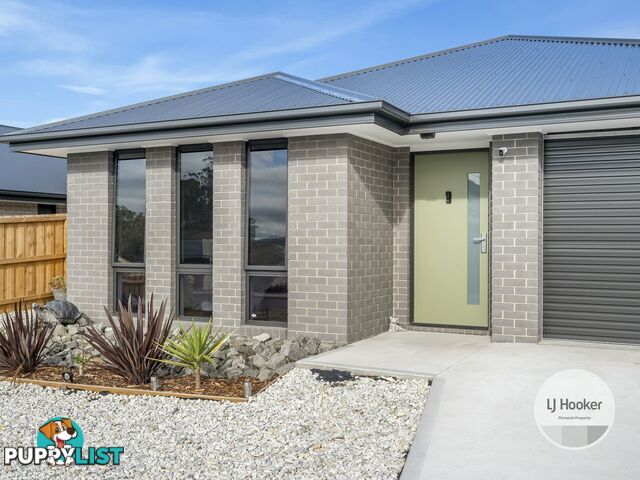 11 Hallett Drive ROKEBY TAS 7019